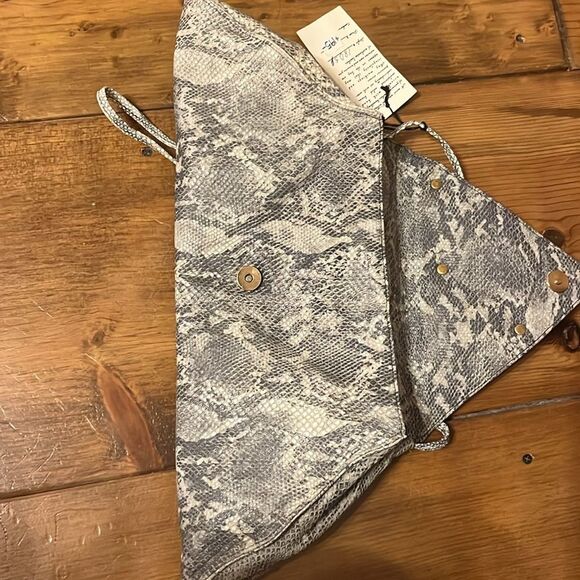 VTG NWT RARE 80’s Fancy Nancy Leather Purse Encrusted With Amethyst and Crystals - Picture 6 of 7